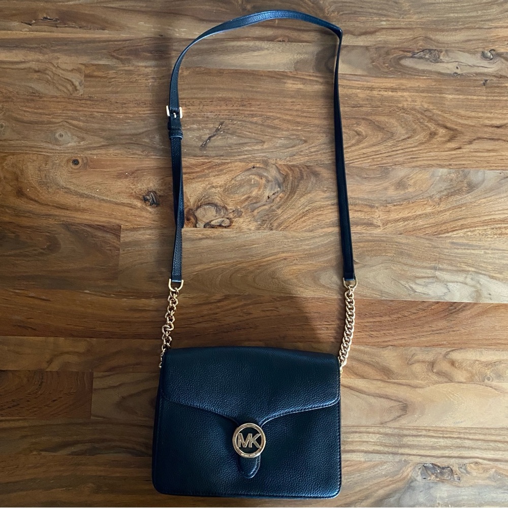 Michael Kors Vanna Crossbody Bag - Picture 5 of 7
